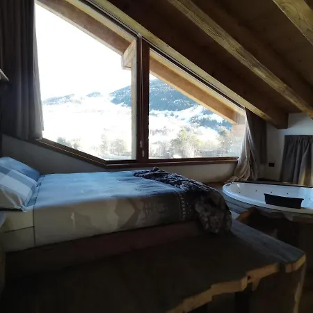 Al Bait Da Lucia Bed and Breakfast *