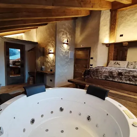 Al Bait Da Lucia Bed and Breakfast Μπόρμιο